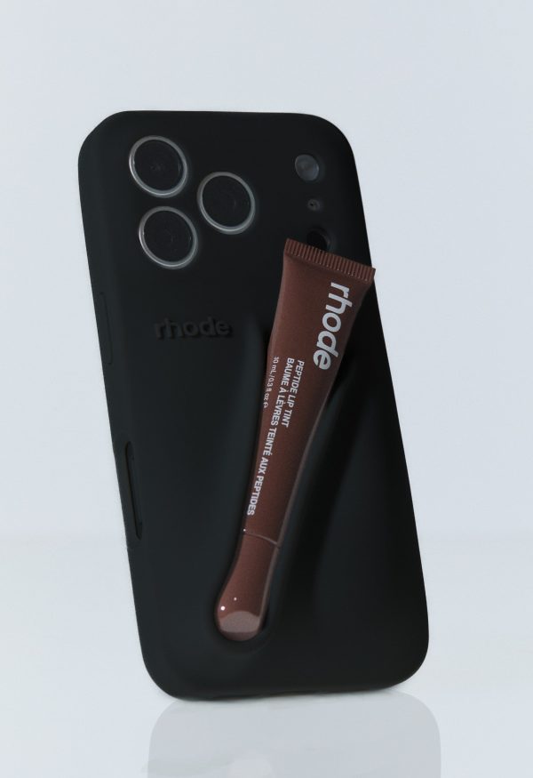 lip-case-hero1-mobile lip case